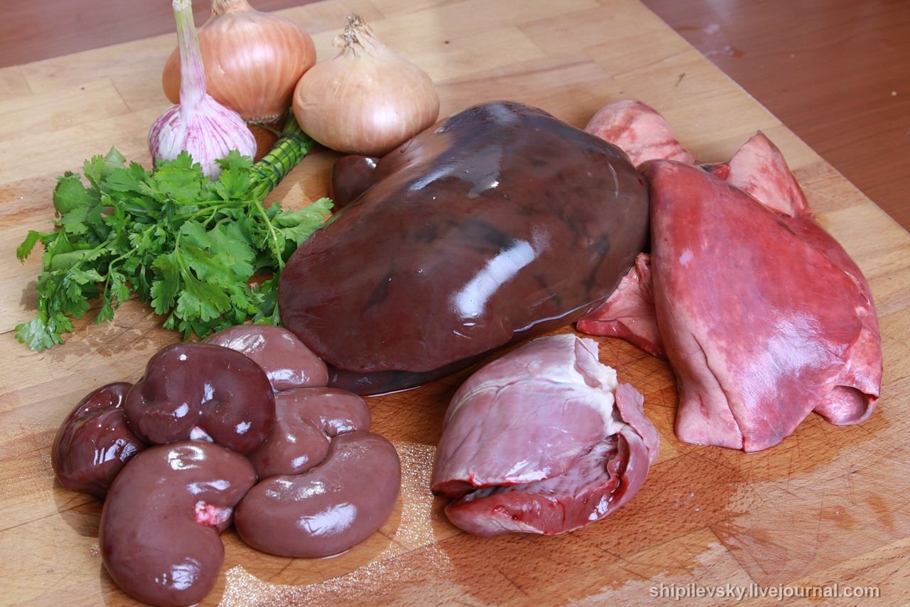 Свиное сердце варёное или тушёное — химический состав, пищевая ценность, бжу
