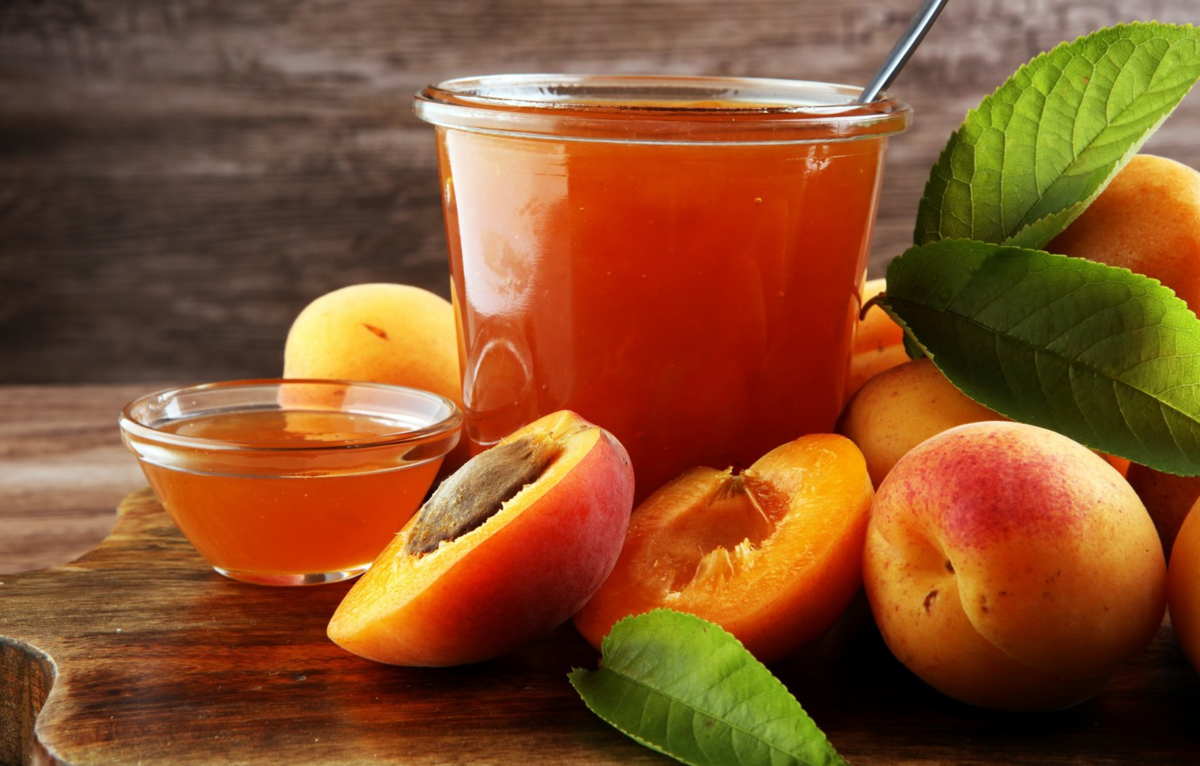 Польза абрикосов для здоровья человека, состав и калорийность