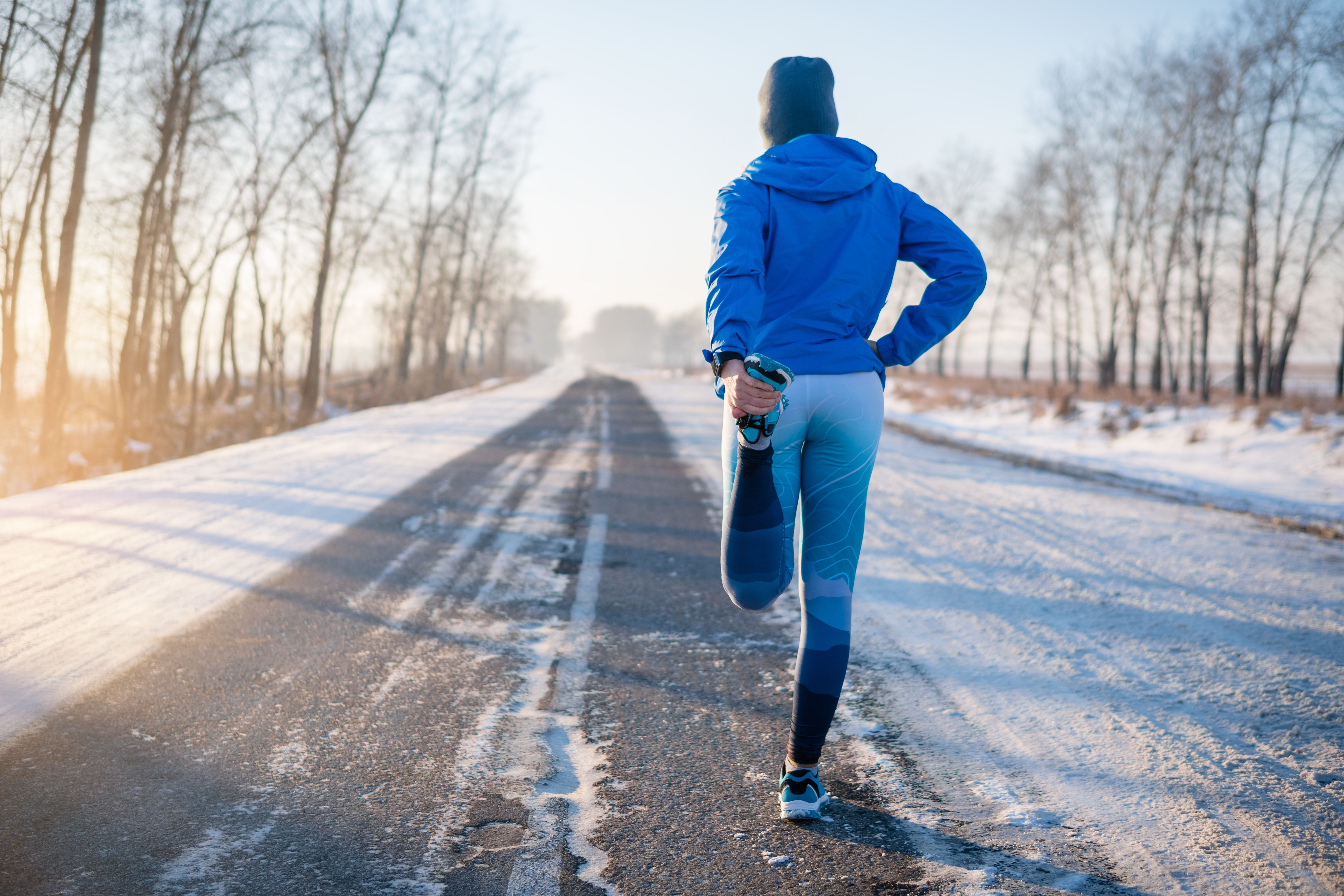 Как бегать зимой на улице: правила, советы - race expert