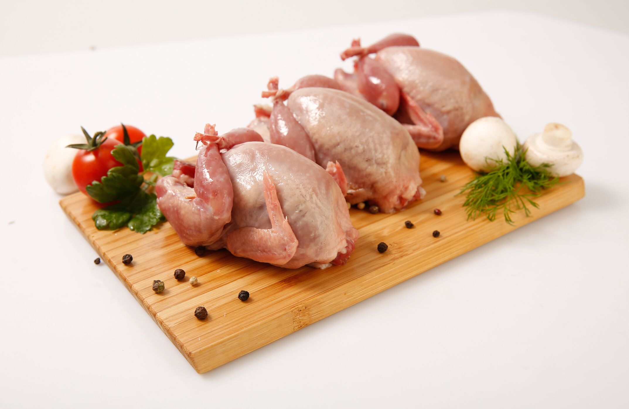 Польза и вред мяса перепела, его свойства и калорийность, а также использование в рецептах