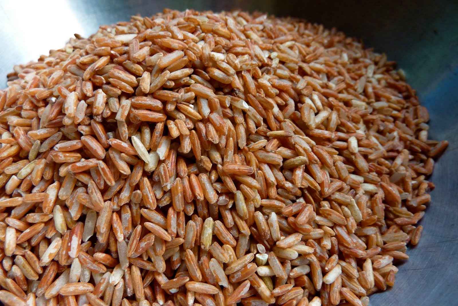 Бурый рис: полезные свойства и вред | польза и вред