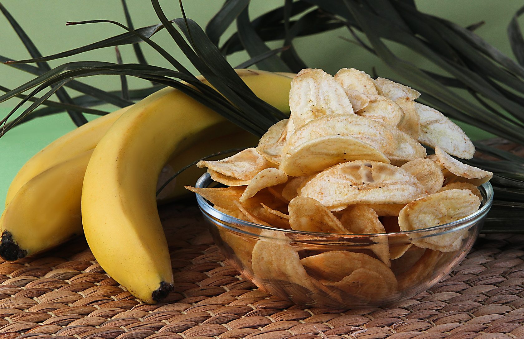Гликемический индекс банана на 100 грамм, 1 штука без кожуры, зеленого, свежего, сушеного. калорийность, как употреблять на диете