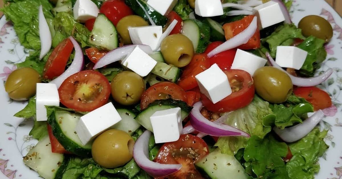 Салат «греческий»: 12 рецептов от классических до необычных