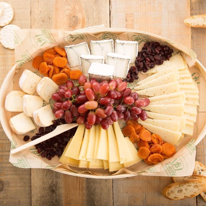 Сырная тарелка: идеи составления, сочетания сыров и оформление