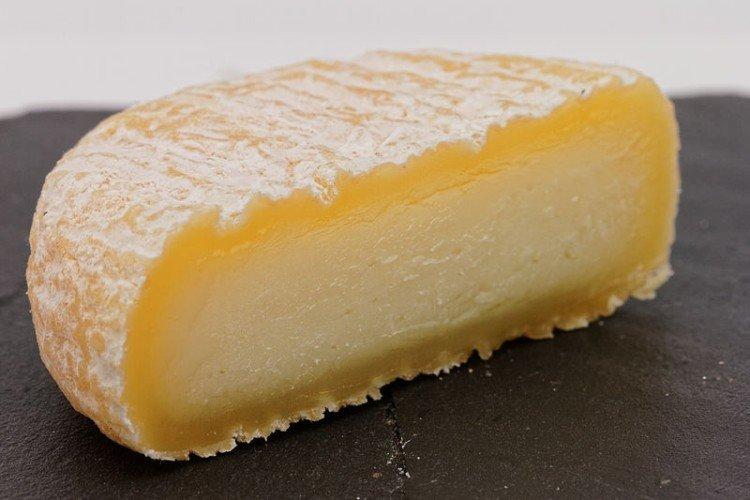 Сыр бри: польза и вред, состав, как хранить | пища это лекарство