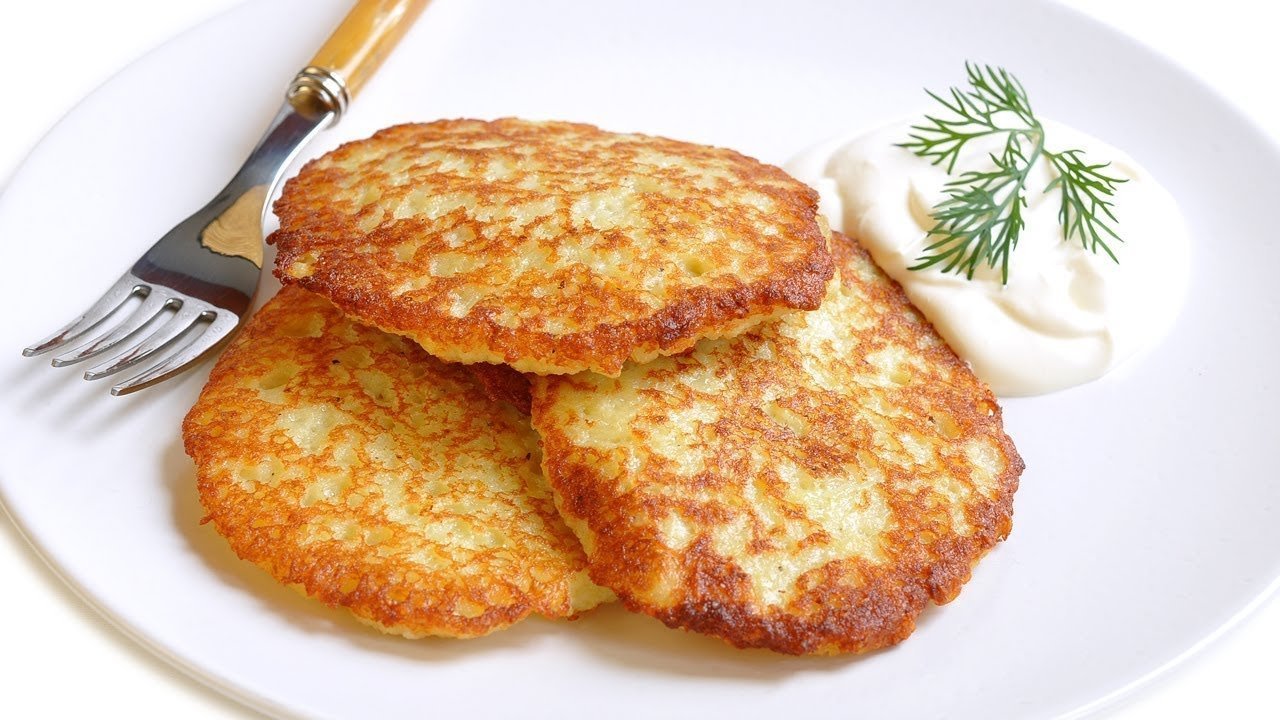 Картофельные драники – 10 быстрых рецептов пошагово