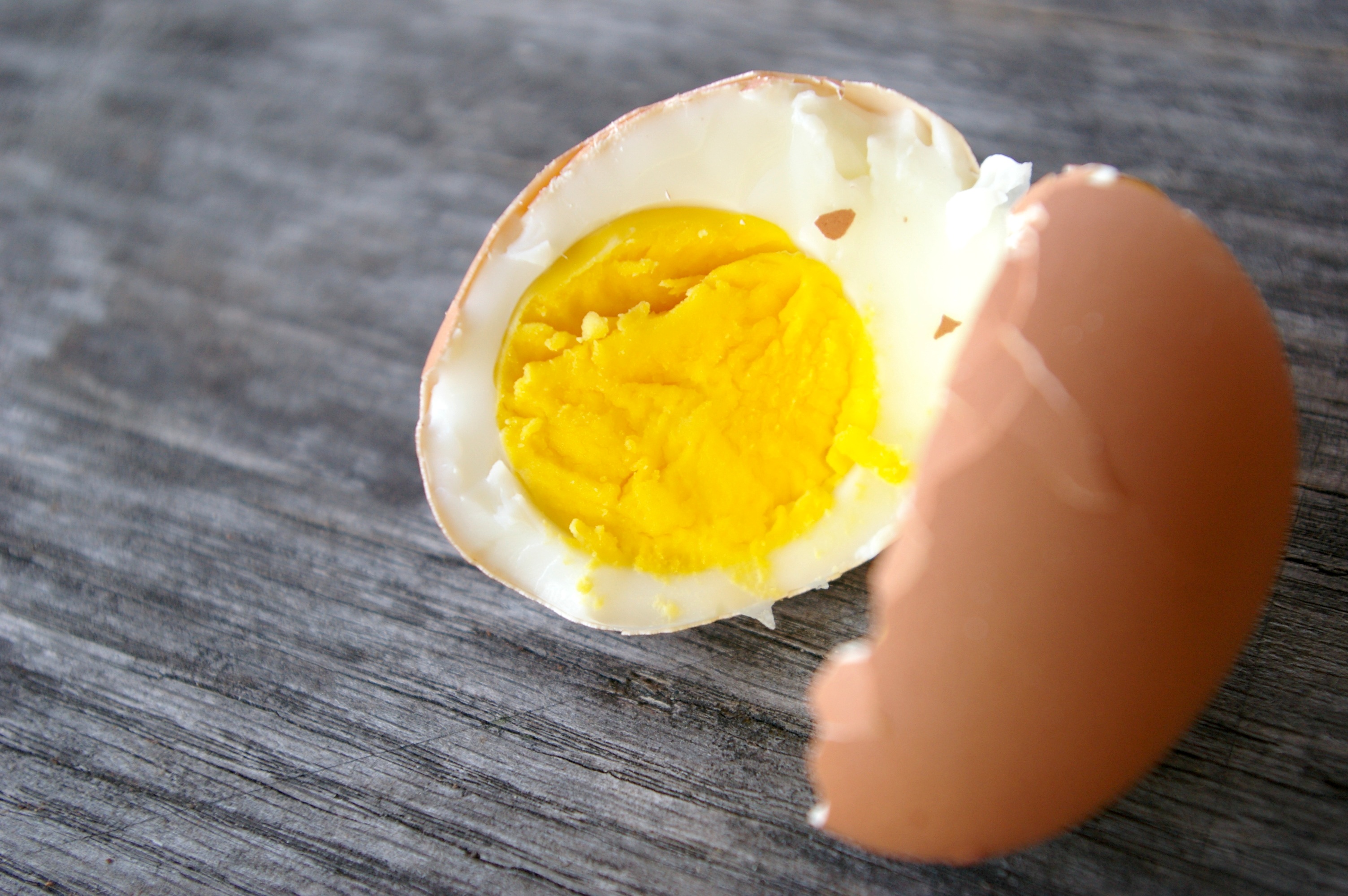 Яичный белок — калорийность и свойства. польза яичного белка