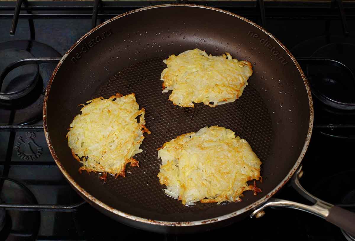 Картофельные драники - 12 вкусных и быстрых рецептов пошагово (с фото)