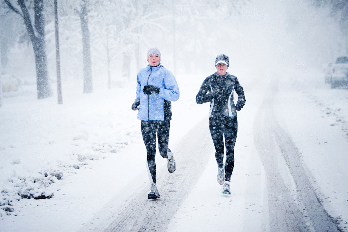 Как бегать зимой и в мороз: особенности зимнего бега