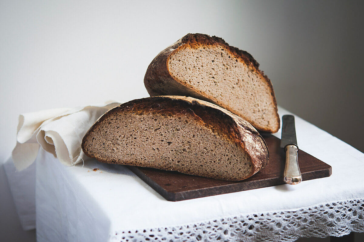 Ржаной (черный) хлеб: польза и вред, состав, калорийность, рецепты, отзывы