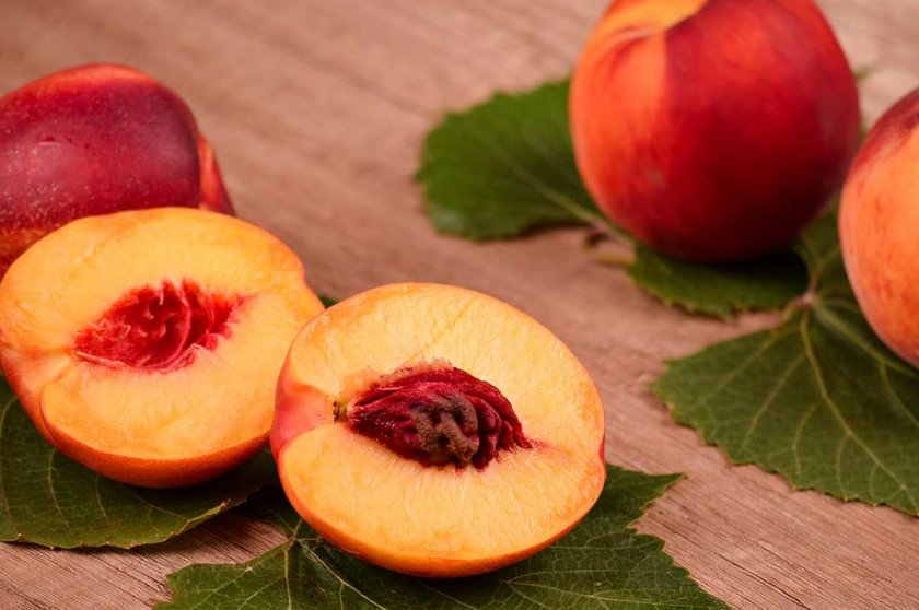 Персик: это фрукт или ягода, польза и вред